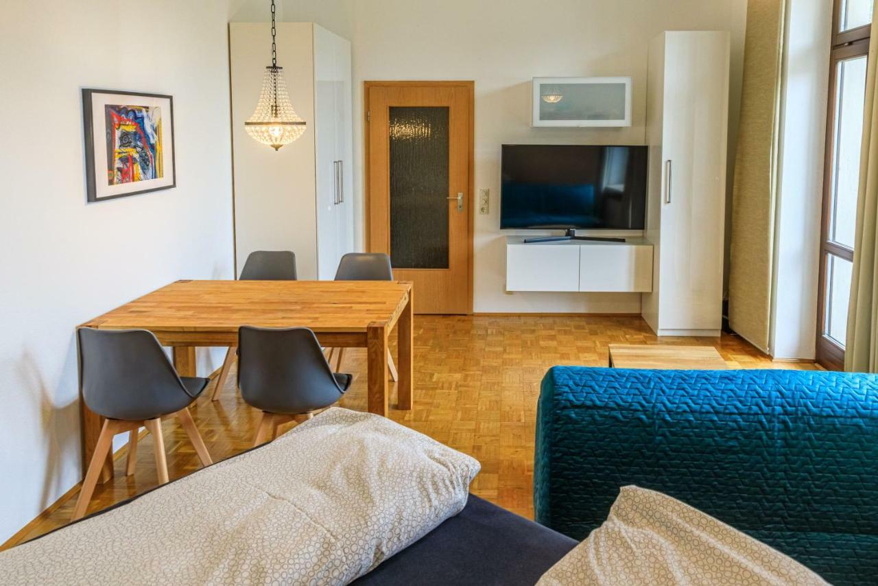 Charming City Apartment With Parking Spot Würzburg Esterno foto