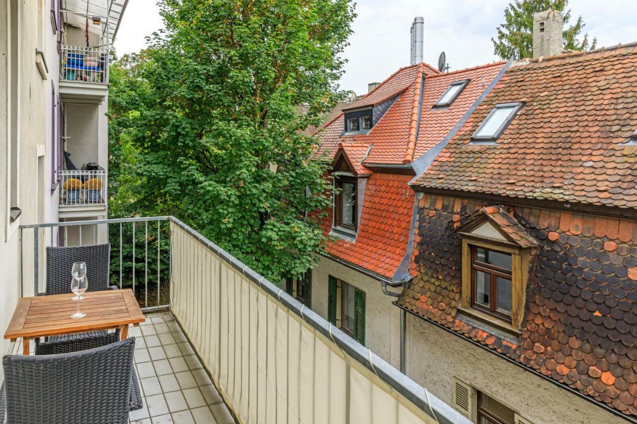 Charming City Apartment With Parking Spot Würzburg Esterno foto